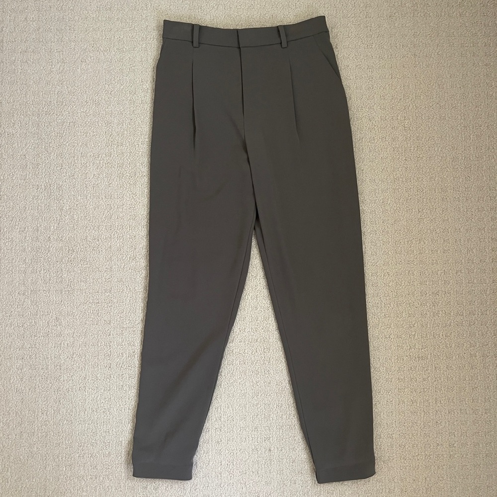 Uniqlo Gray Dress Pants with Tapered Legs